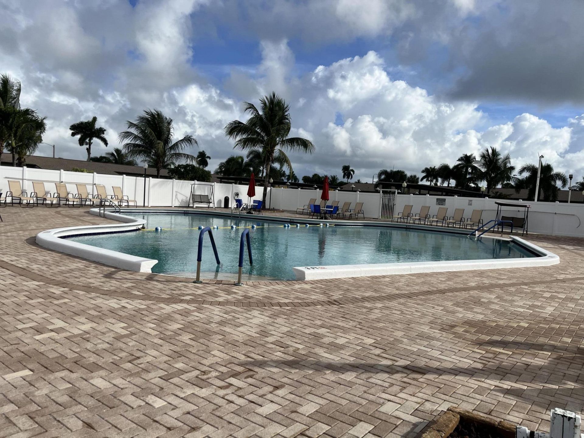 2980 Crosley Drive E, Unit F, West Palm Beach, FL 33415 Photo