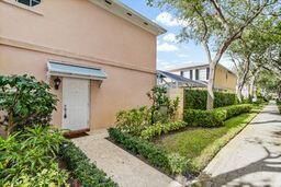 3 Oakland Court, Tequesta, FL 33469 Photo