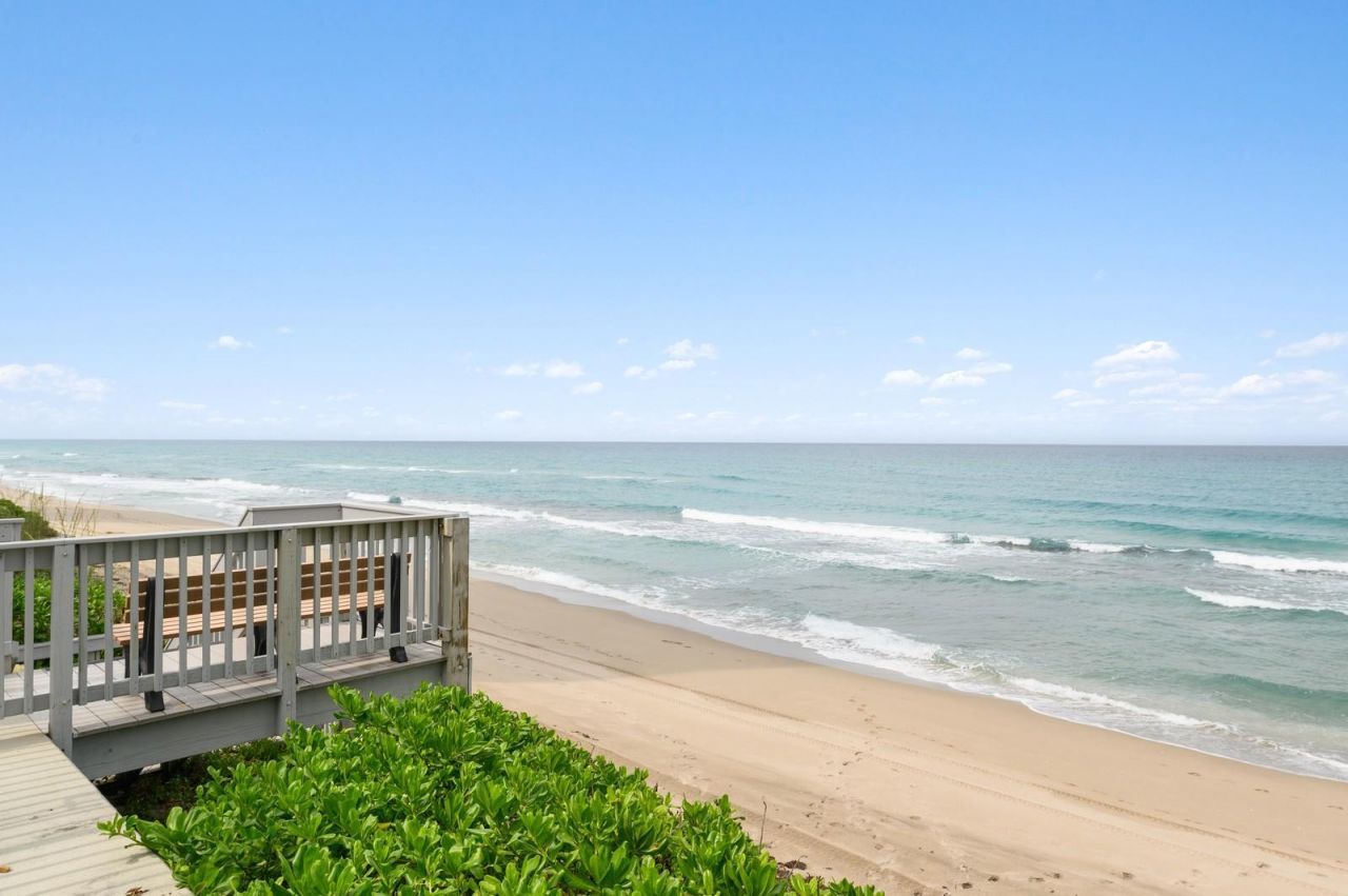 5420 N Ocean Drive, Unit 1703, Singer Island, FL 33404 Photo