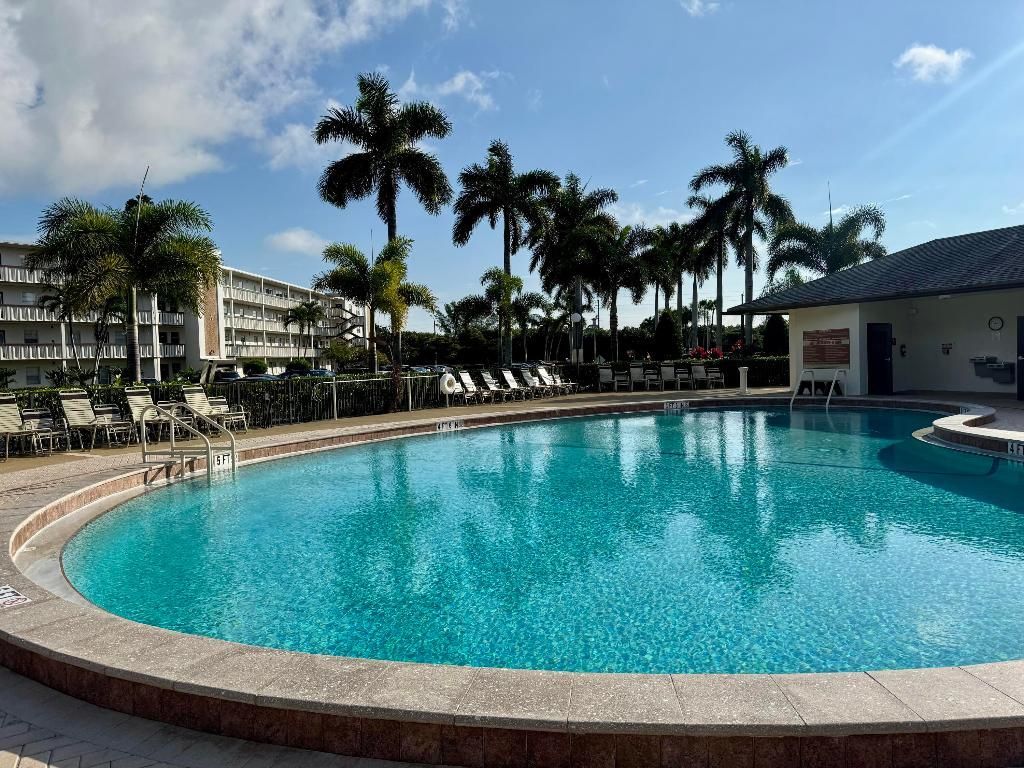 4053 Hythe C, Boca Raton, FL 33434 Photo