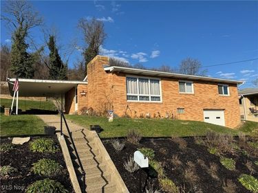 1511 N 9th Street, Martins Ferry, OH 43935