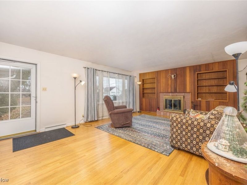 119 W 4 1/2 Street, Williamstown, WV 26187 Photo 5