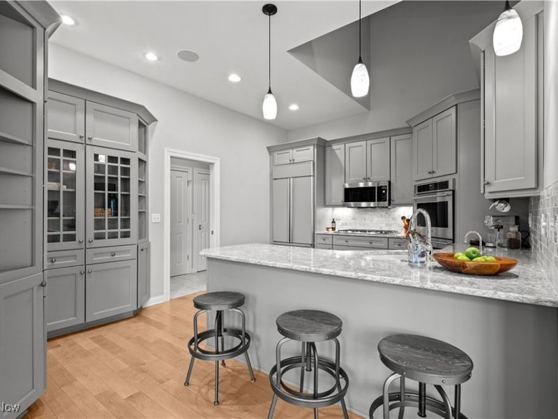 17 Kenilworth Mews, Cleveland, OH 44106 Photo 15