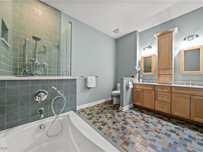 17 Kenilworth Mews, Cleveland, OH 44106 Photo 24