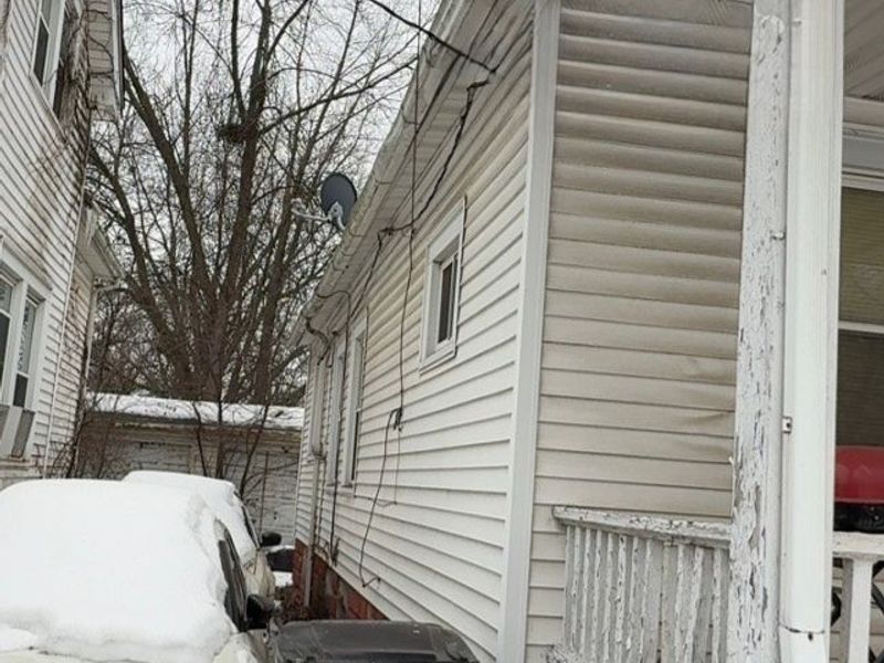 4088-4090 E E 80 Street, Cleveland, OH 44105 Photo 3