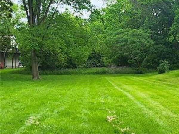 Walnut Street, Wintersville, OH 43953