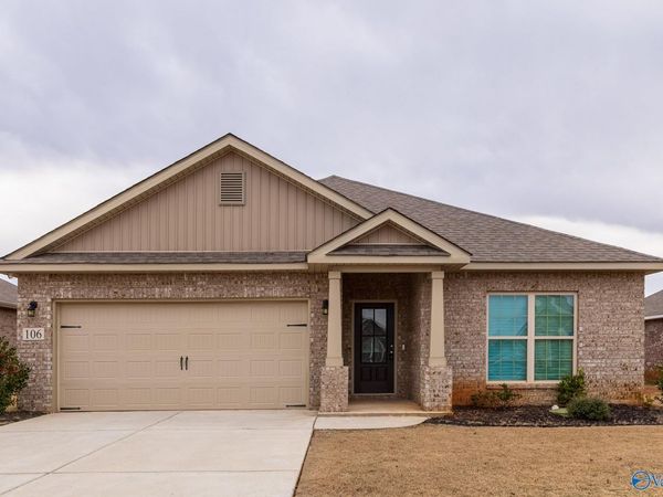 106 Elaina Grey Court, New Market, AL 35761