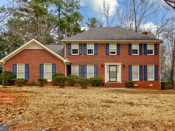 201 Chesterfield Road, Bogart, GA 30622