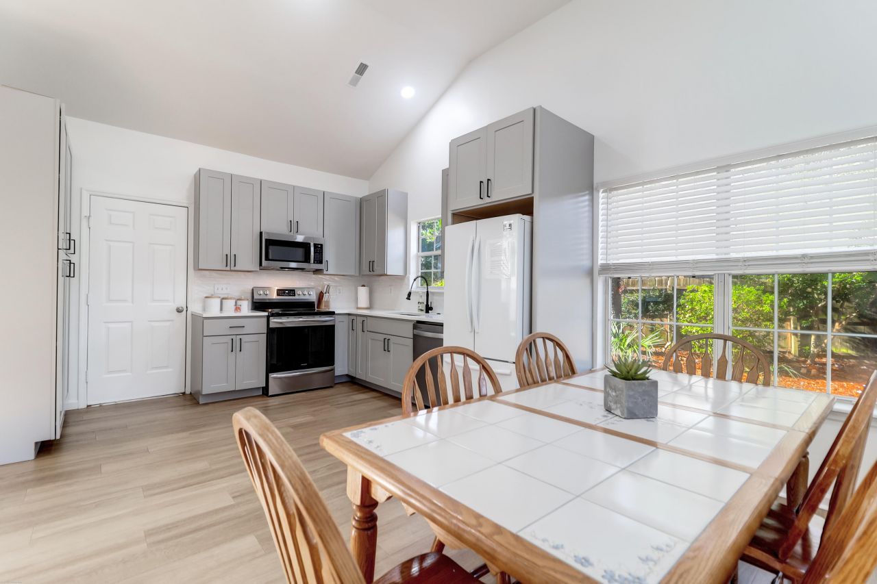 1324 Old Mill Lane Photo 10