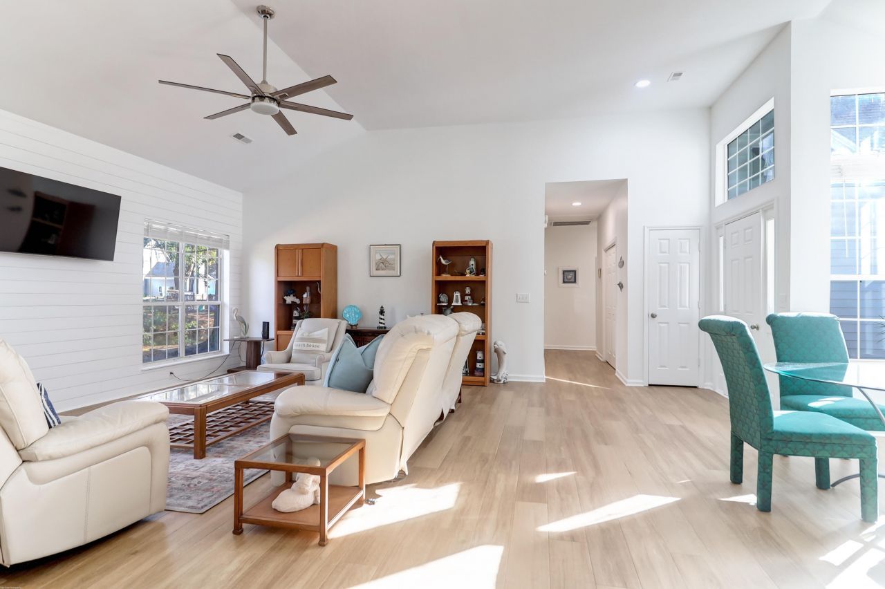 1324 Old Mill Lane Photo 13