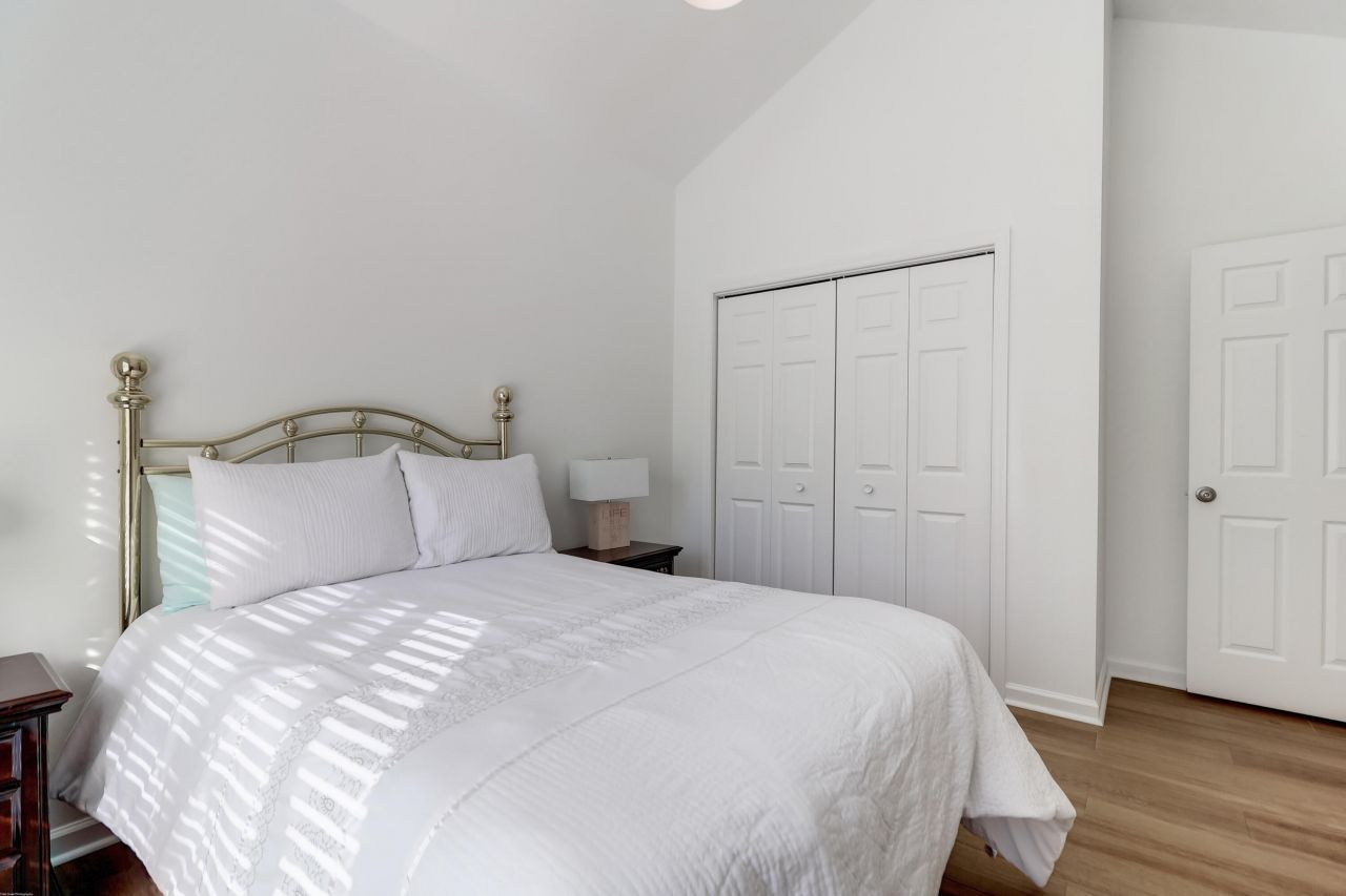 1324 Old Mill Lane Photo 20