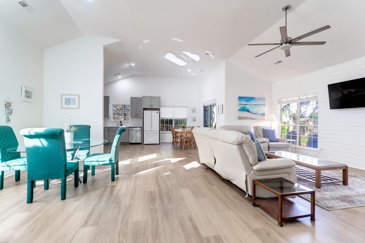 1324 Old Mill Lane Photo 7