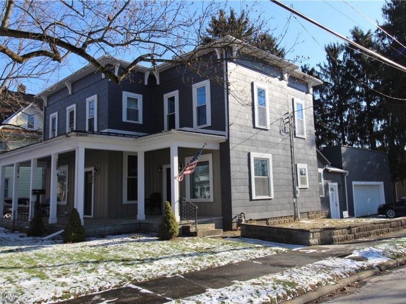 822 W Market Street, Orrville, OH 44667 Photo 2