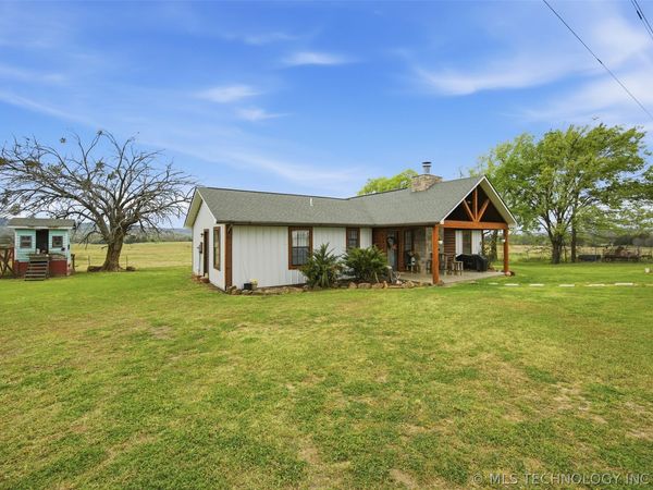 8446 E Greasy Bend Road, Stringtown, OK 74569