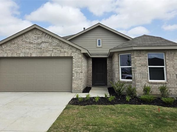 2228 WHITE BUFFALO Way, Fort Worth, TX 76036