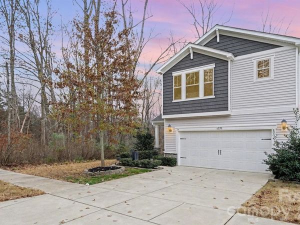 6220 Hailstone Road, Charlotte, NC 28215