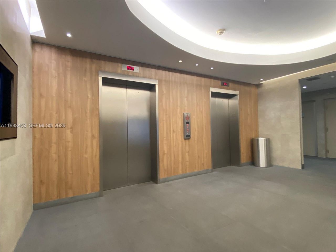 1680 Michigan Ave, Unit 914, Miami Beach, FL 33139 Photo