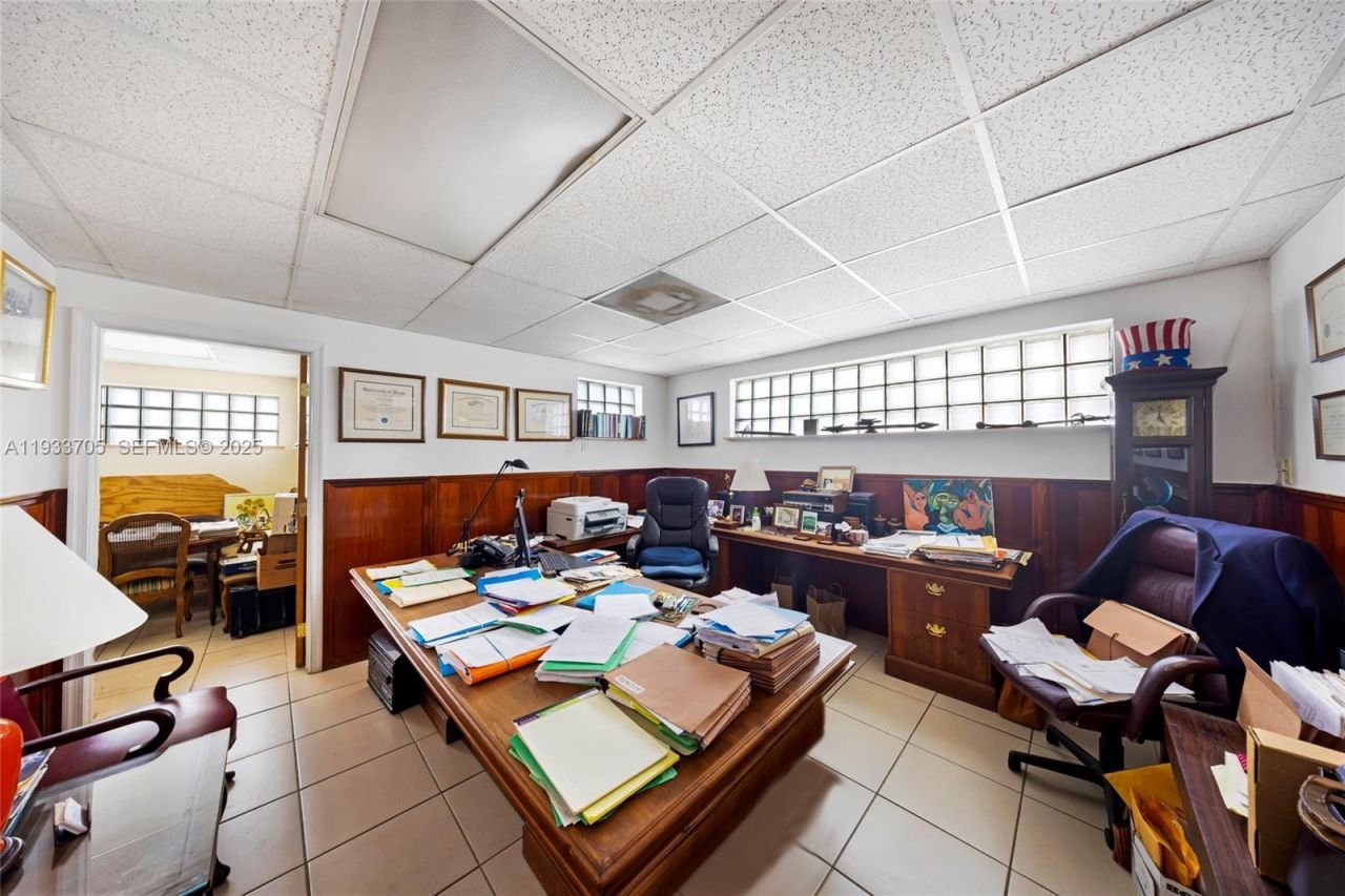 242 NW 12th Ave, Miami, FL 33128 Photo