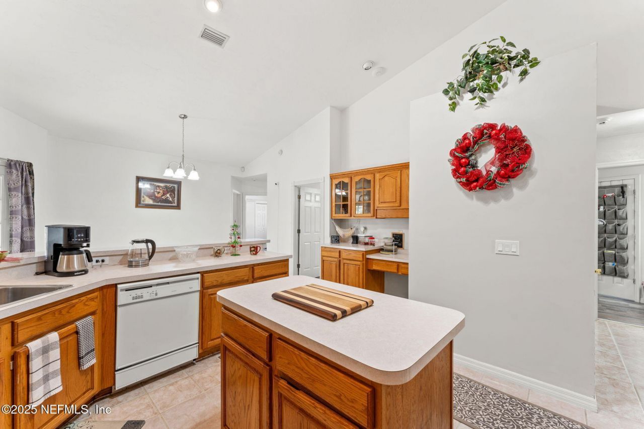 618 NW Emerald Lakes Drive, Lake City, FL 32055 Photo