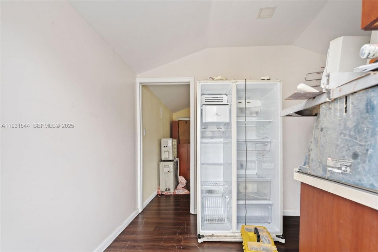 141 E 52nd Pl, Hialeah, FL 33013 Photo