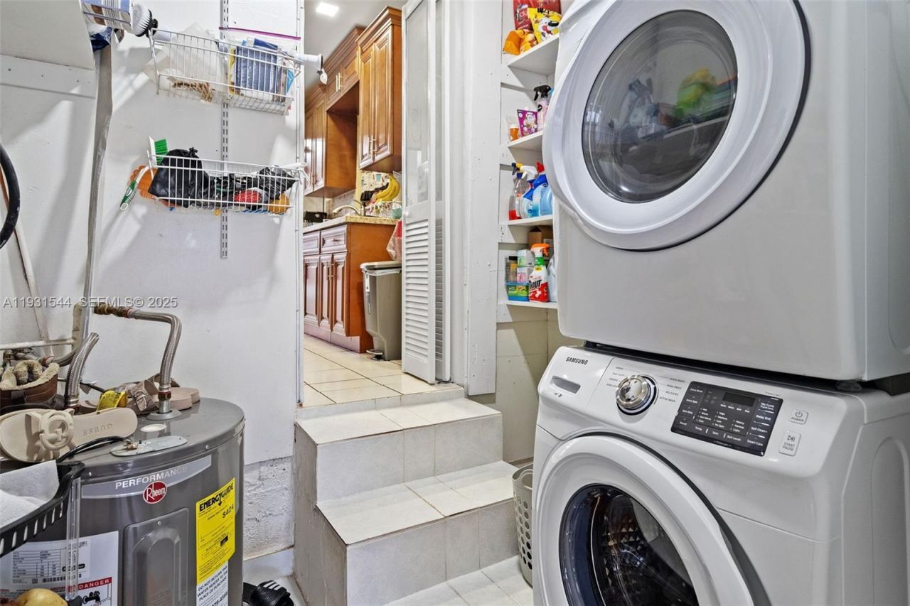 141 E 52nd Pl, Hialeah, FL 33013 Photo