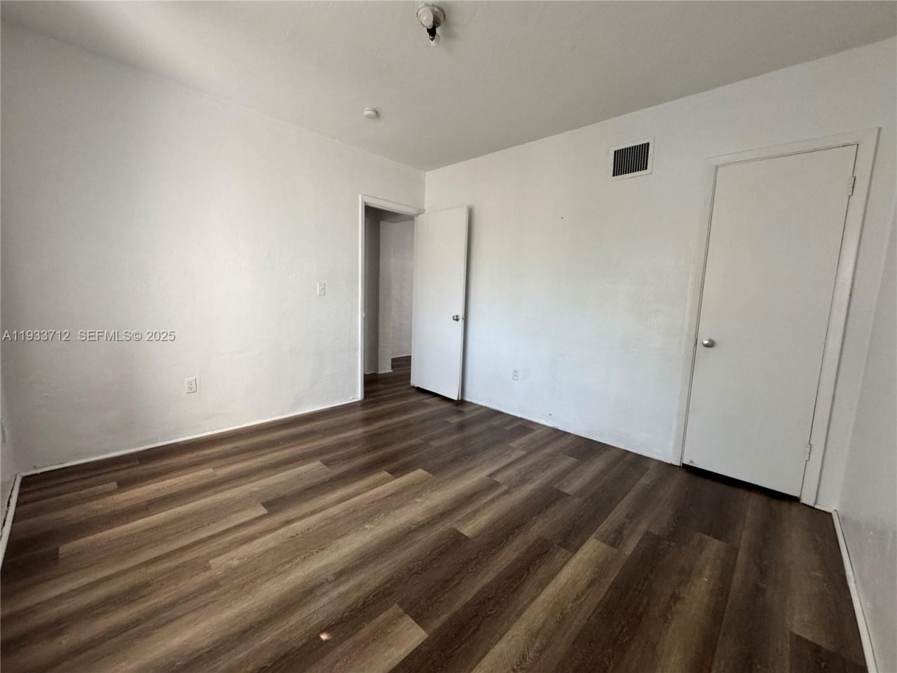 251 Hibiscus Dr , Unit 2, Miami Springs, FL 33166 Photo