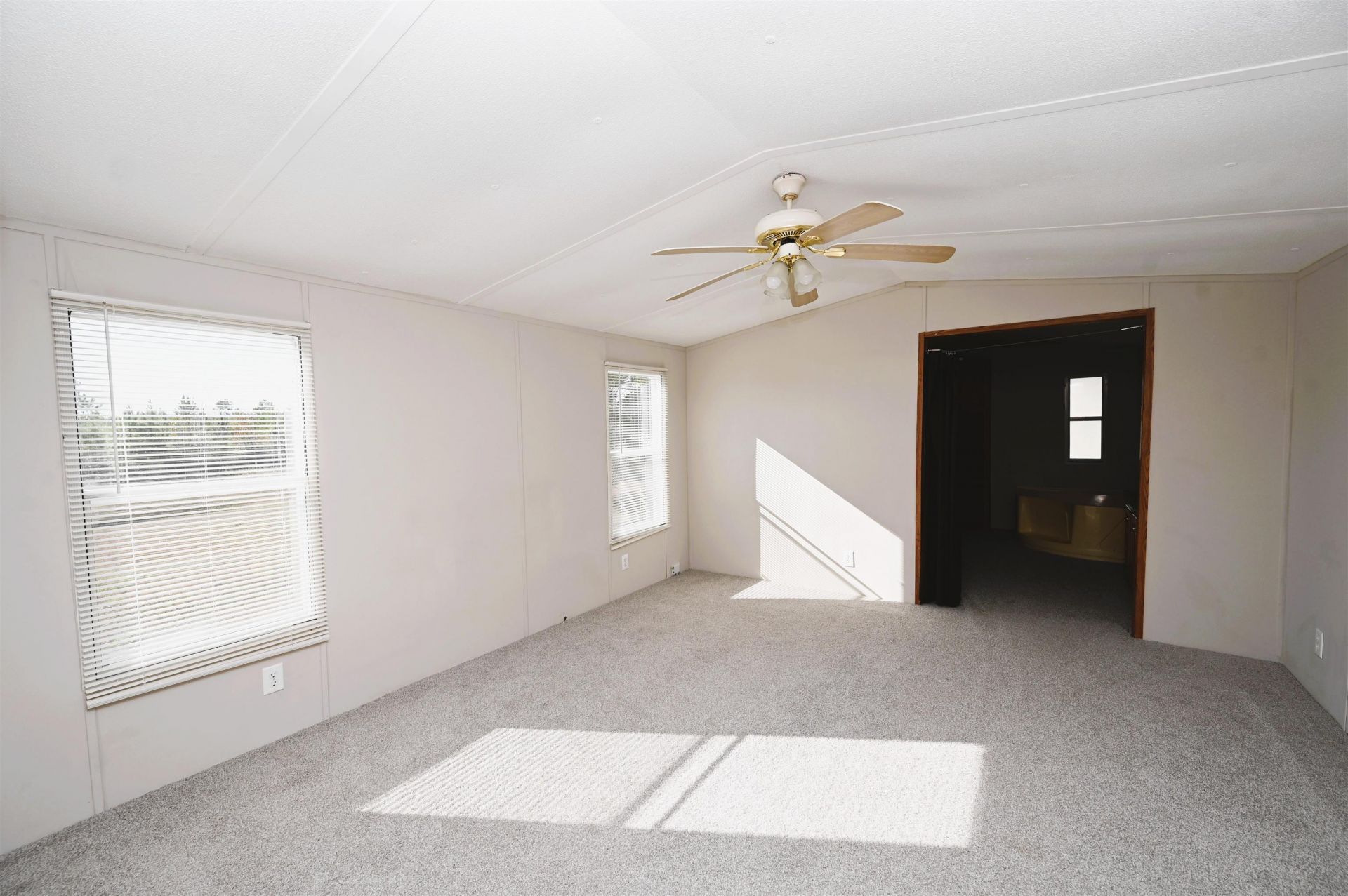 762 West Bear Grass Rd. Photo 9