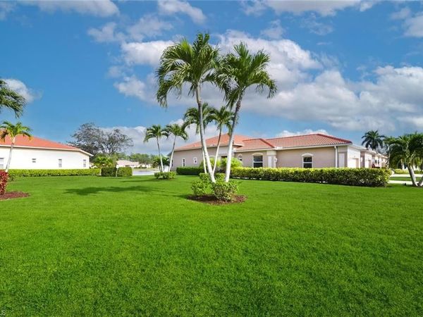 8063 Sanctuary DR, Unit 1, NAPLES, FL 34104