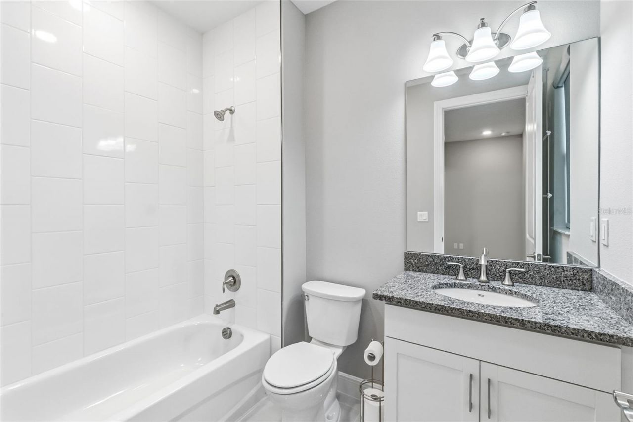 4939 Surfside Circle, Bradenton, FL 34211 Photo