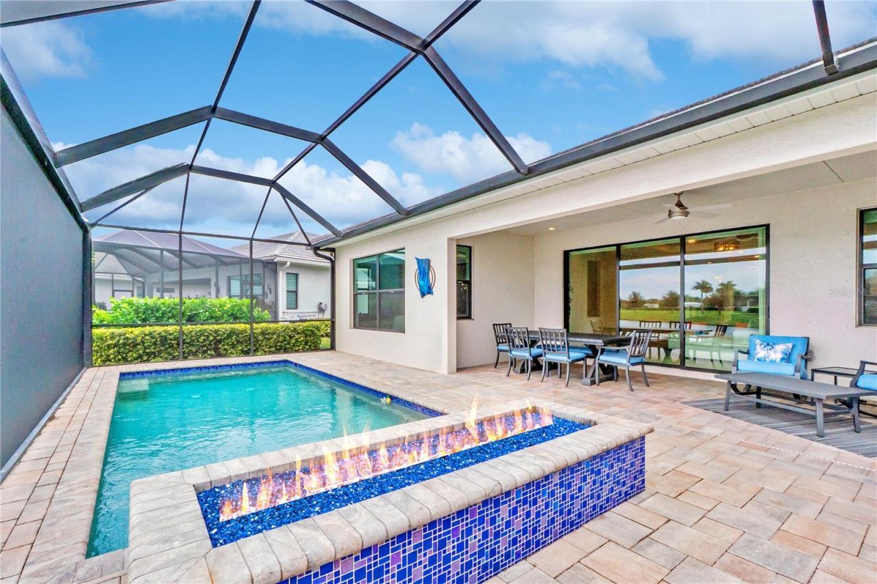 4939 Surfside Circle, Bradenton, FL 34211 Photo