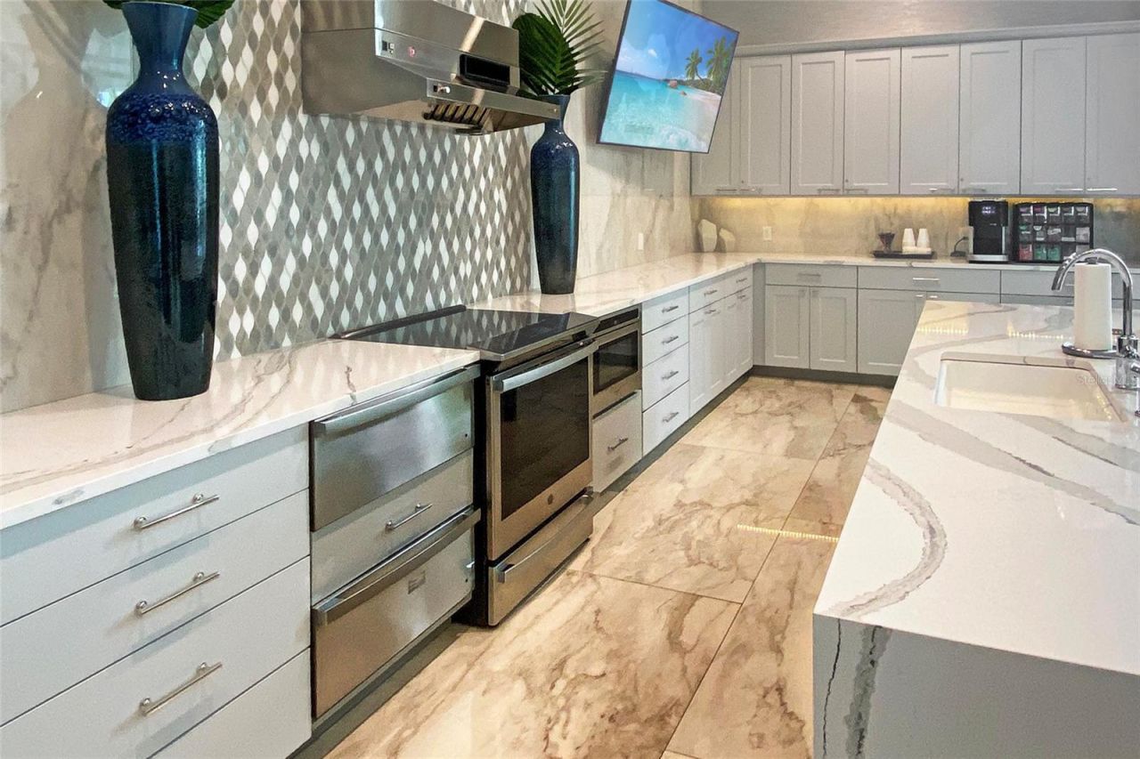 4939 Surfside Circle, Bradenton, FL 34211 Photo