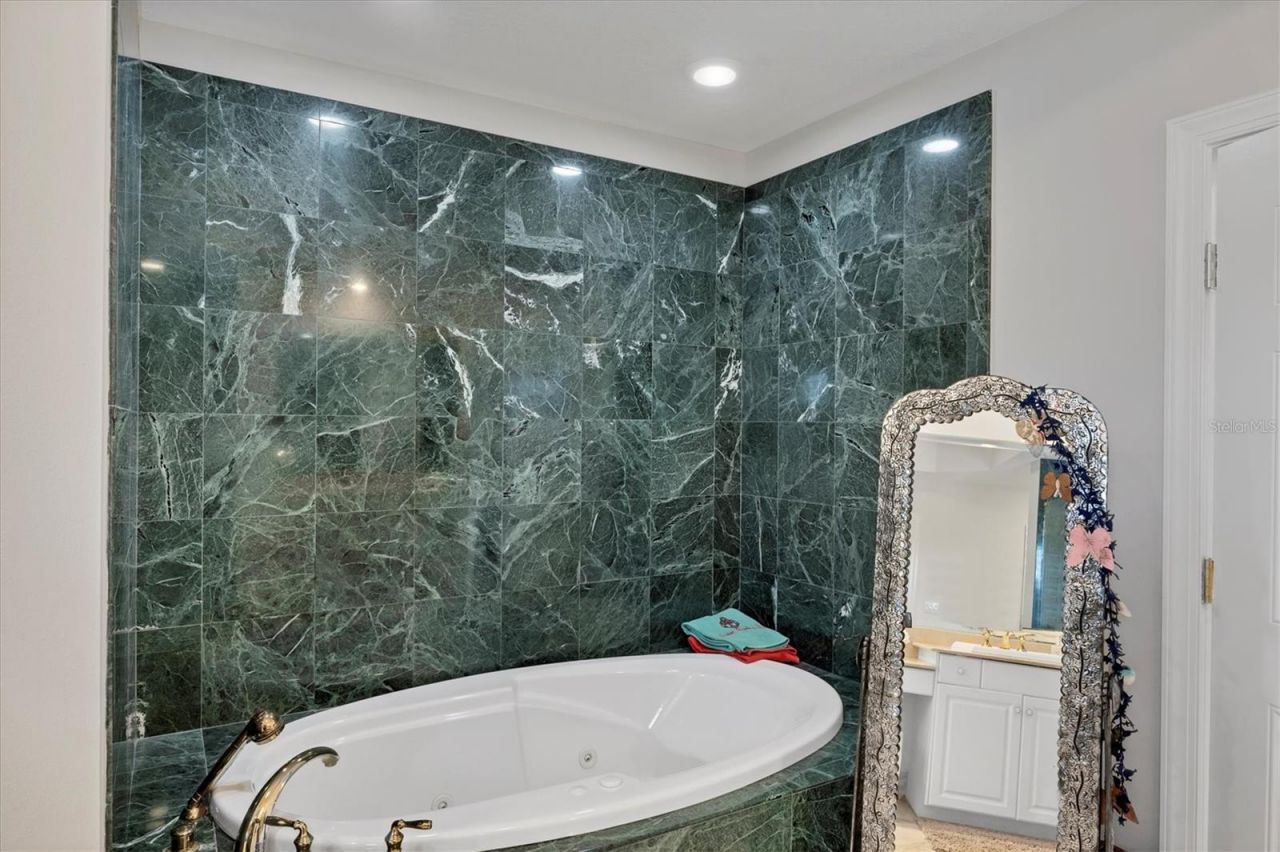 505 S Orange Avenue, Unit 301, Sarasota, FL 34236 Photo