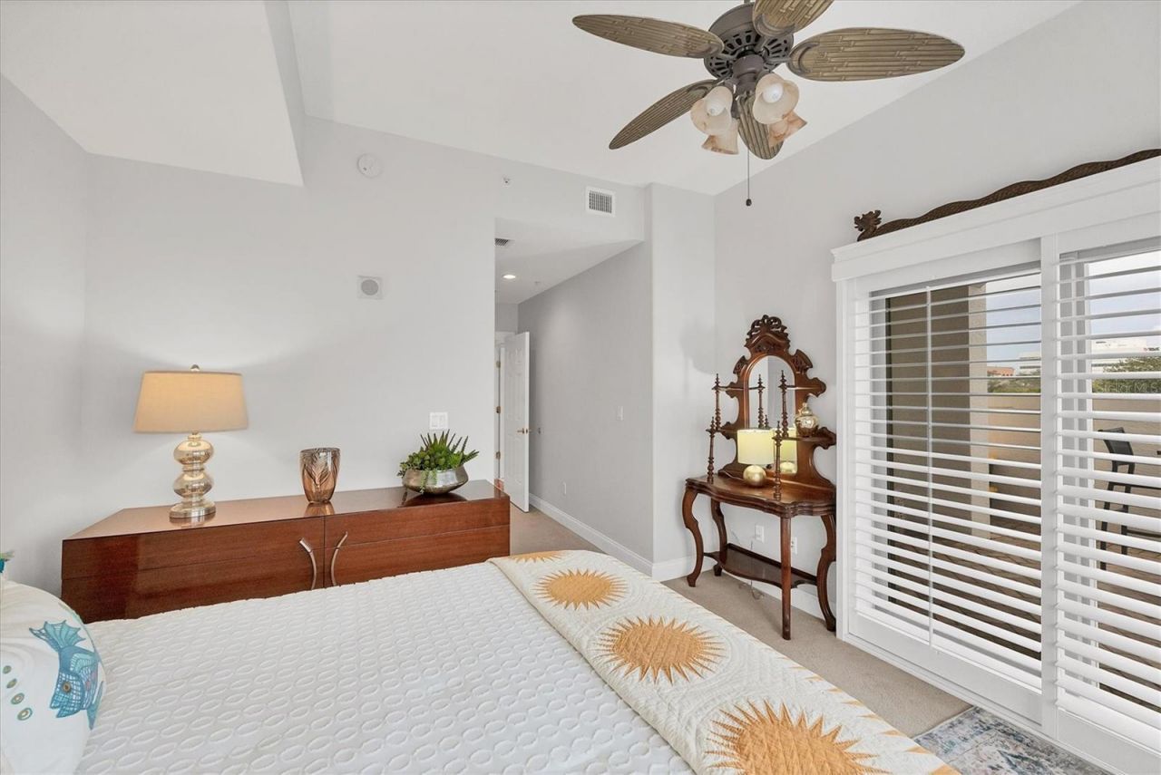 505 S Orange Avenue, Unit 301, Sarasota, FL 34236 Photo