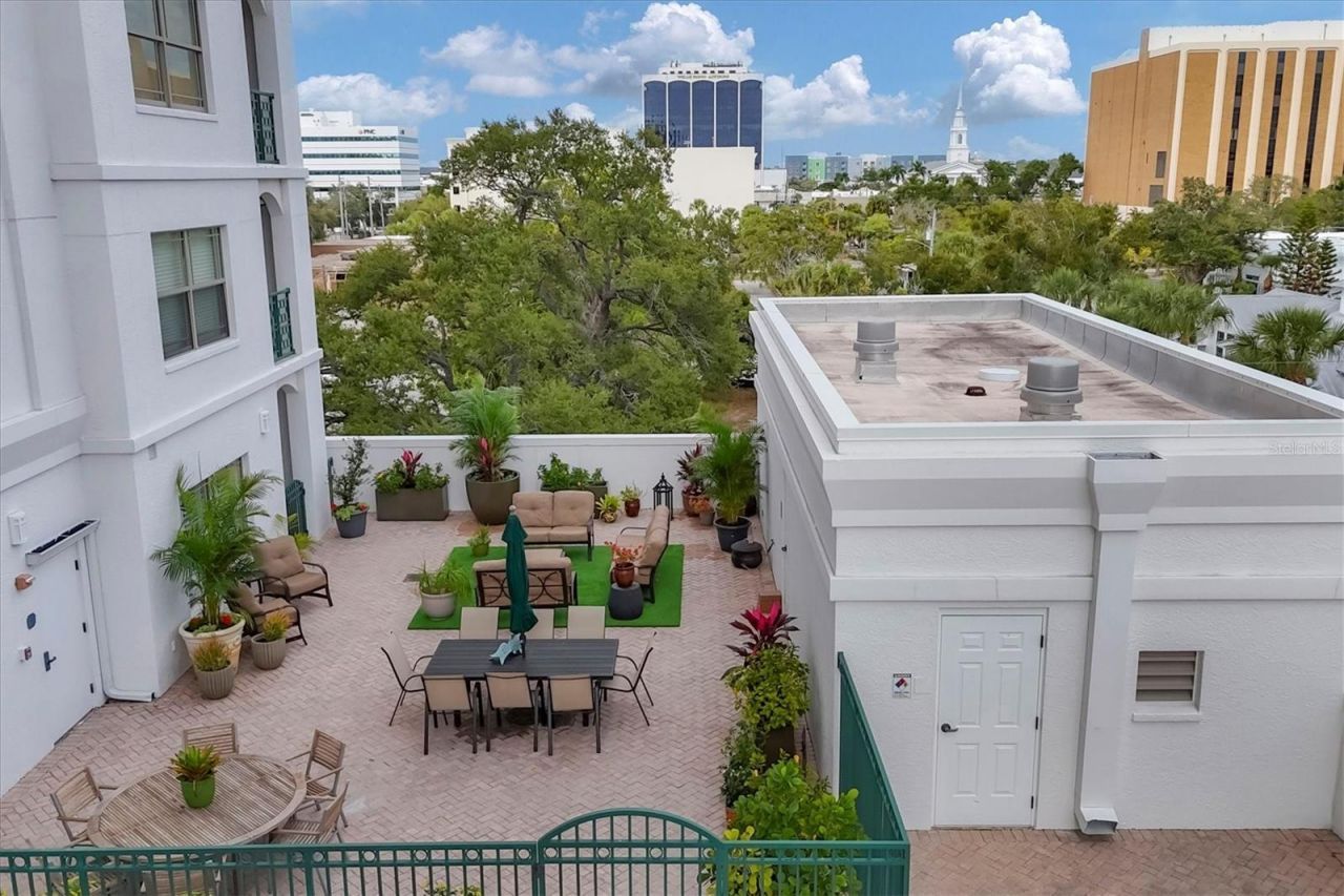 505 S Orange Avenue, Unit 301, Sarasota, FL 34236 Photo