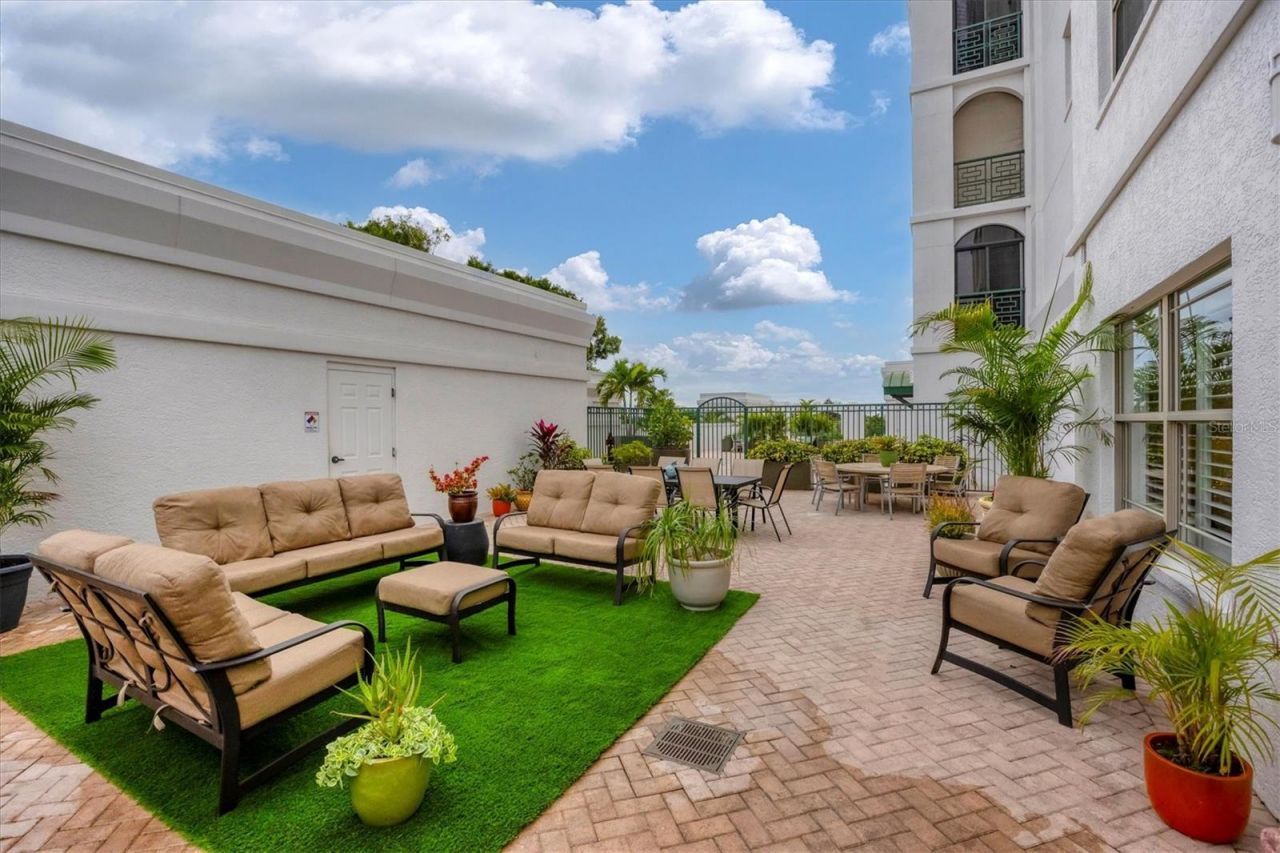 505 S Orange Avenue, Unit 301, Sarasota, FL 34236 Photo