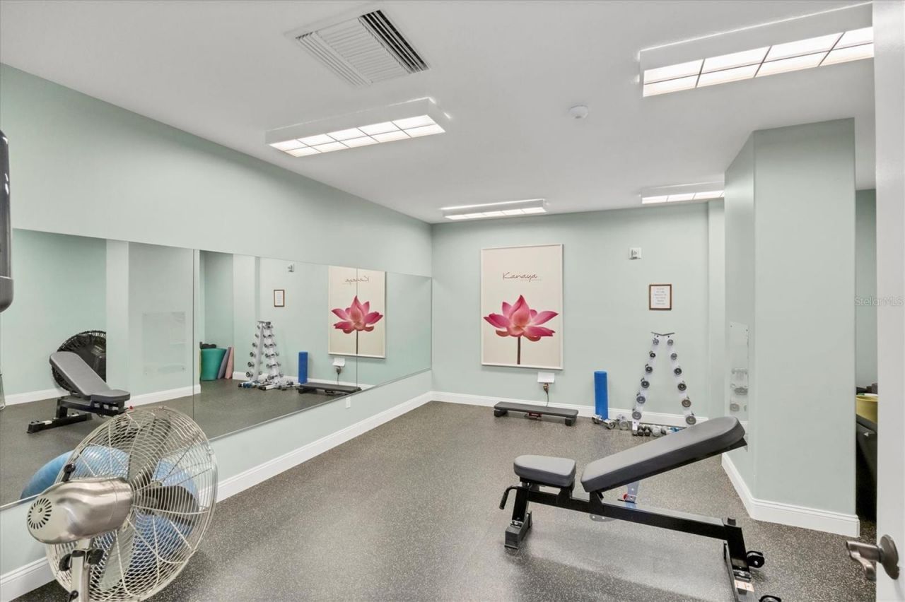 505 S Orange Avenue, Unit 301, Sarasota, FL 34236 Photo