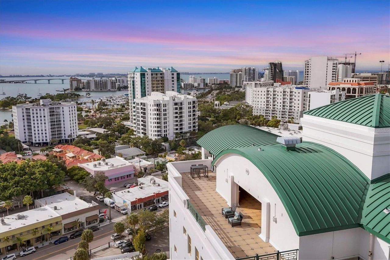 505 S Orange Avenue, Unit 301, Sarasota, FL 34236 Photo