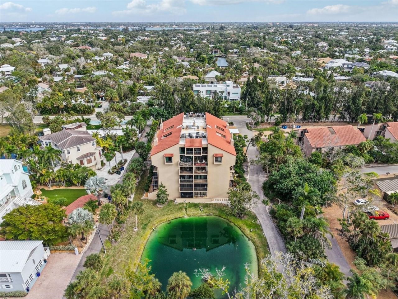 4900 Ocean Boulevard, Unit 201, Sarasota, FL 34242 Photo