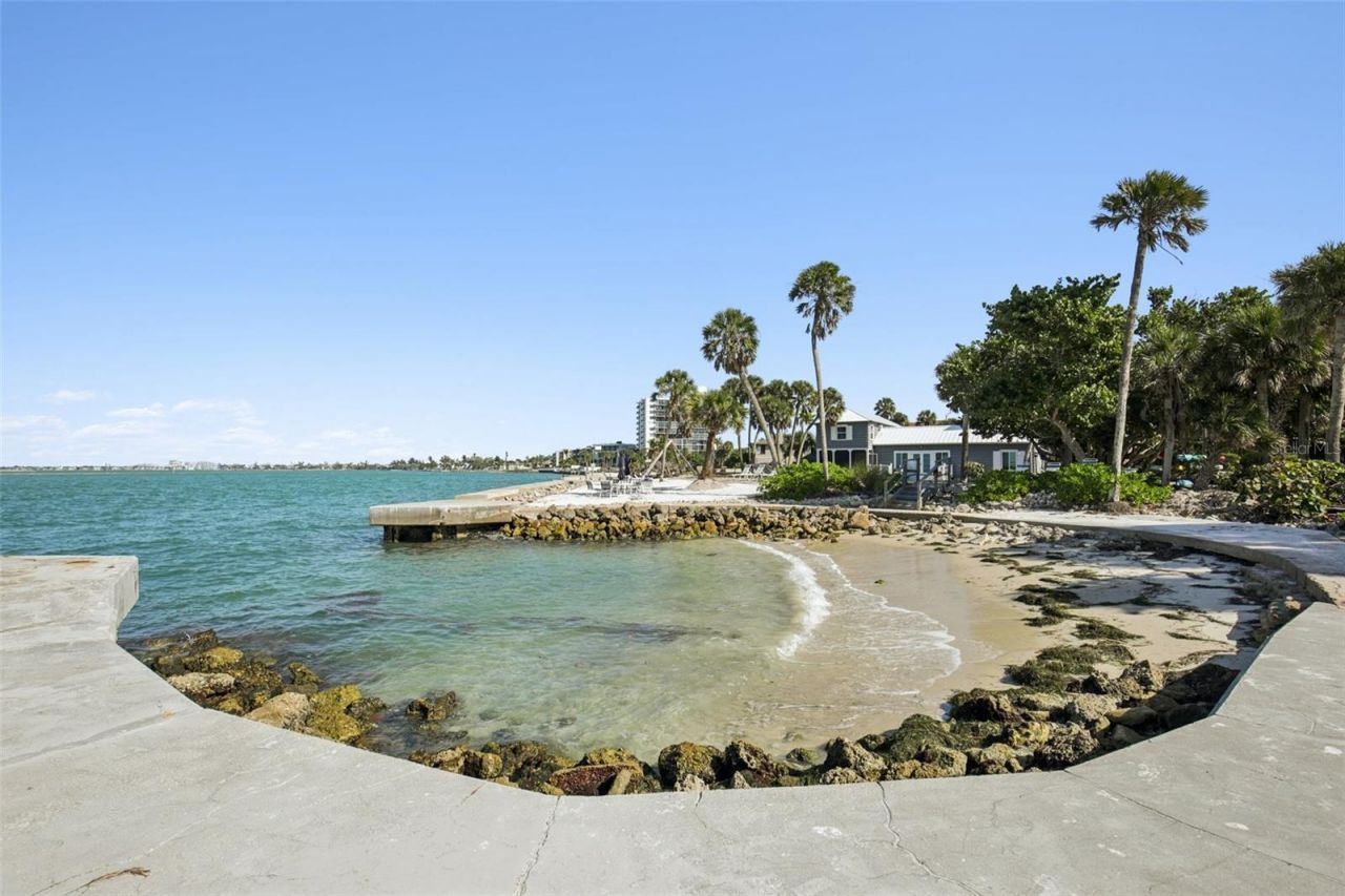 4900 Ocean Boulevard, Unit 201, Sarasota, FL 34242 Photo