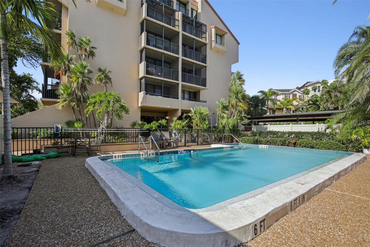 4900 Ocean Boulevard, Unit 201, Sarasota, FL 34242 Photo