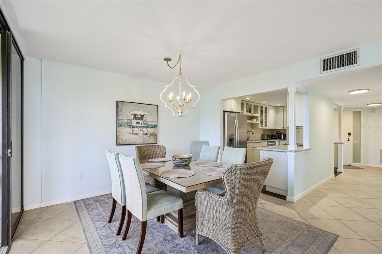 4900 Ocean Boulevard, Unit 201, Sarasota, FL 34242 Photo