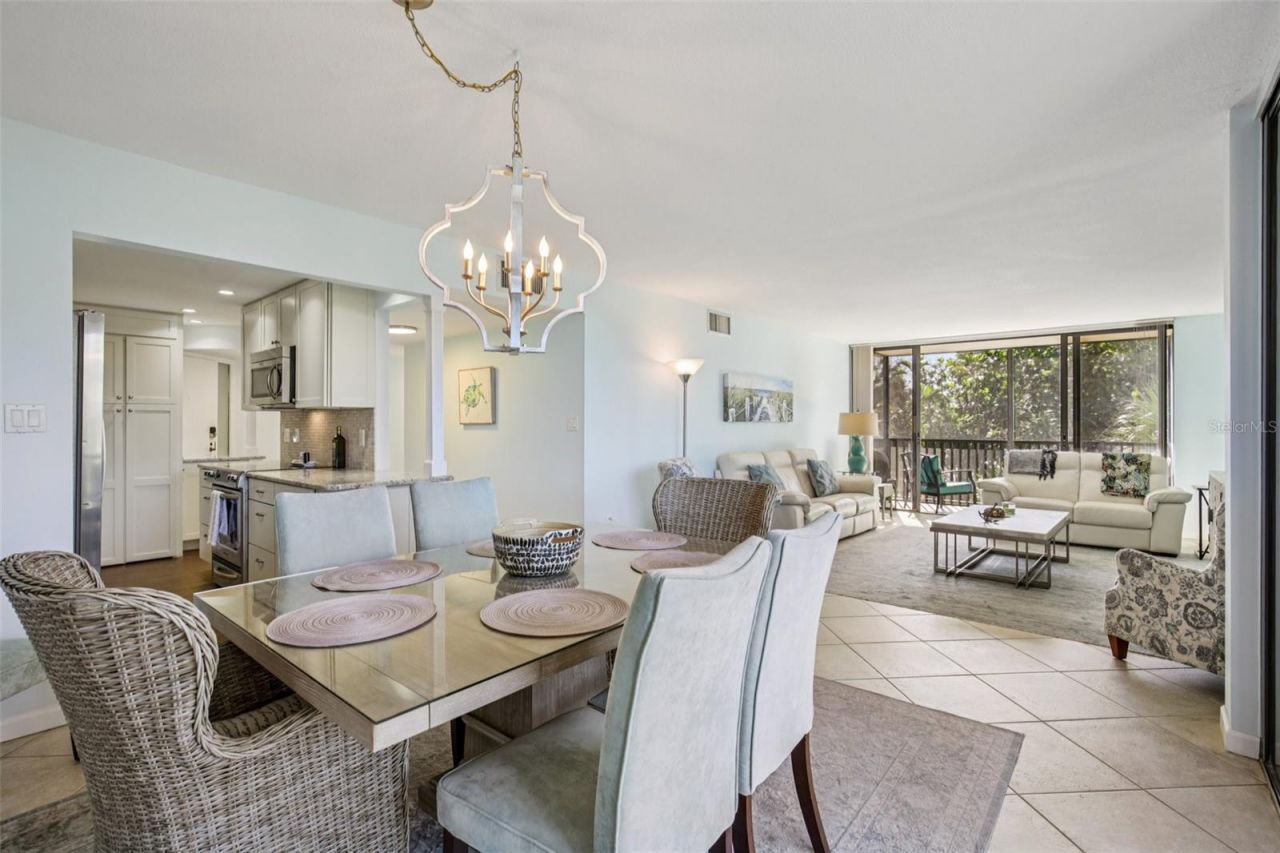 4900 Ocean Boulevard, Unit 201, Sarasota, FL 34242 Photo