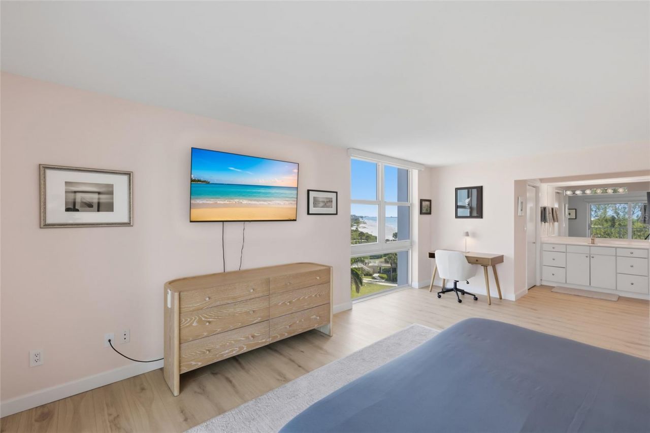 2295 Gulf Of Mexico Drive, Unit 64S, Longboat Key, FL 34228 Photo