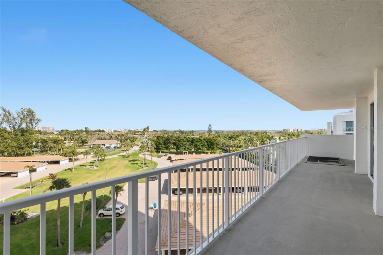 2295 Gulf Of Mexico Drive, Unit 64S, Longboat Key, FL 34228 Photo