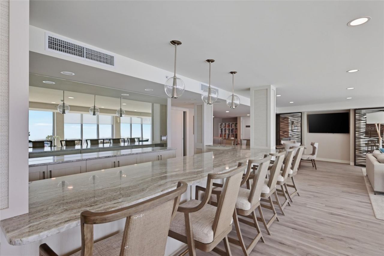 2295 Gulf Of Mexico Drive, Unit 64S, Longboat Key, FL 34228 Photo