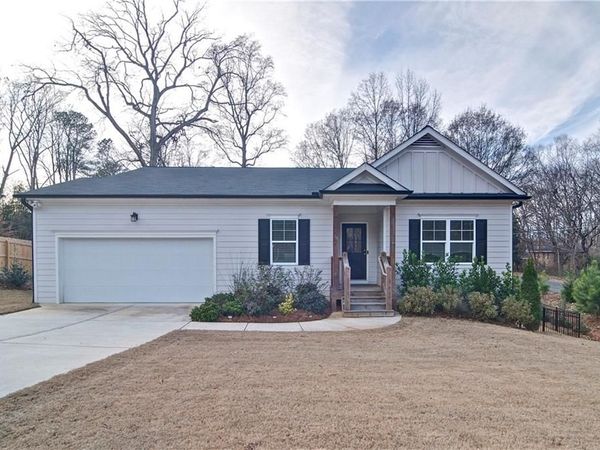 4630 Hemlock Drive SW, Austell, GA 30106