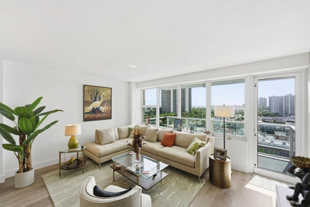 3333 NE 34th Street, Unit 1011, Fort Lauderdale, FL 33308 Photo