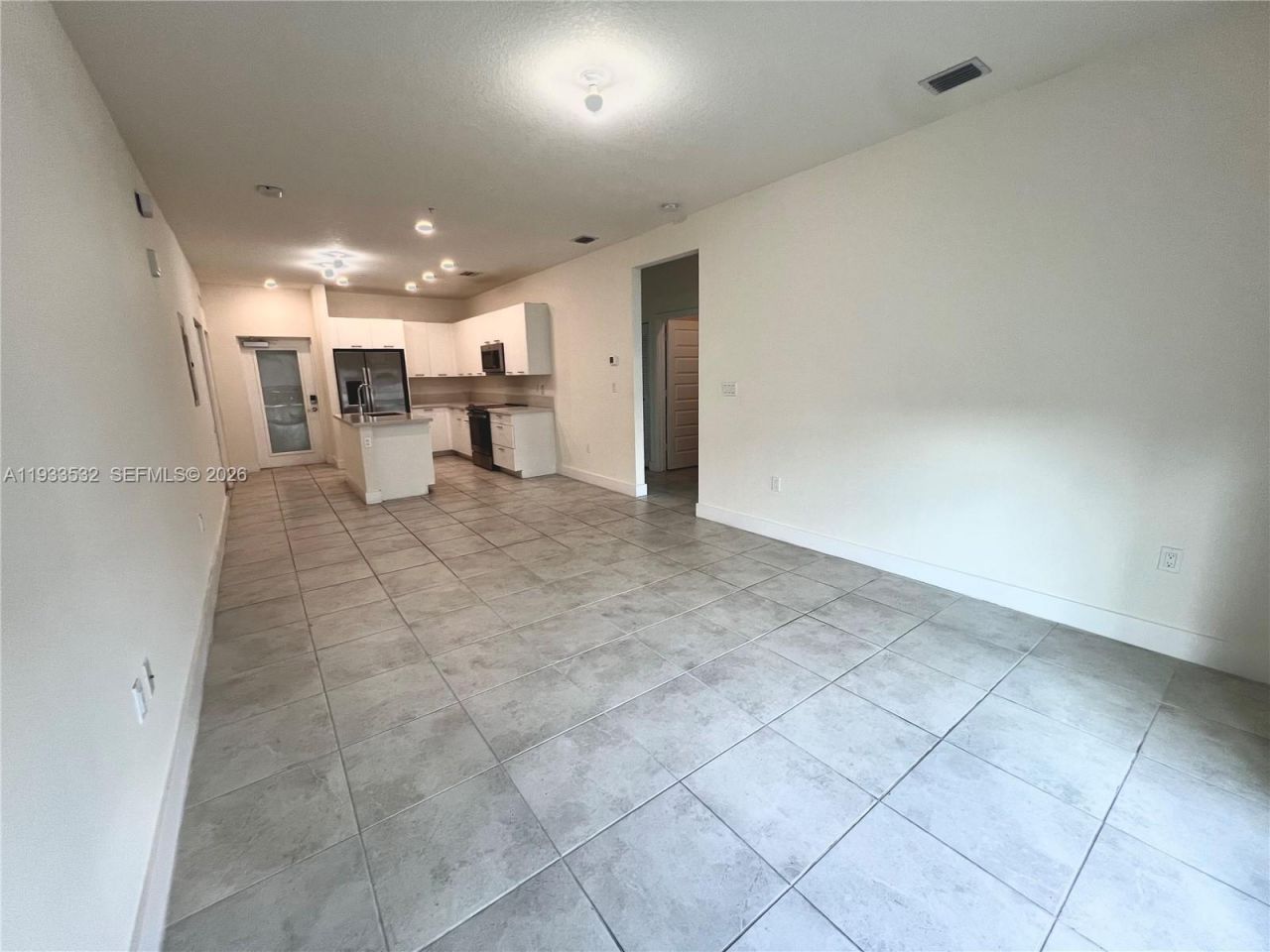 8301 NW 41st St, Unit B-405, Doral, FL 33166 Photo