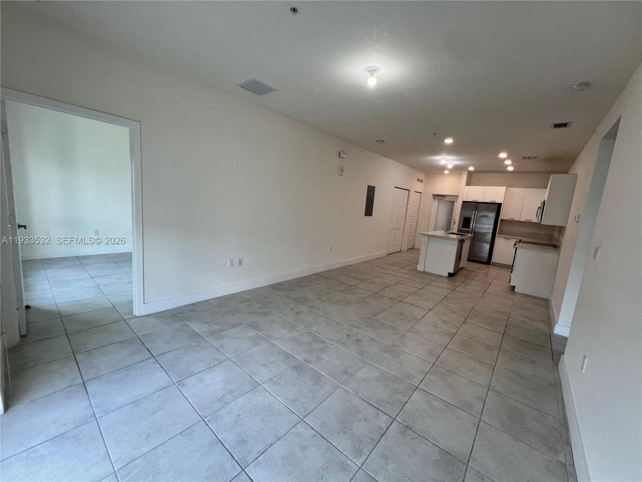 8301 NW 41st St, Unit B-405, Doral, FL 33166 Photo
