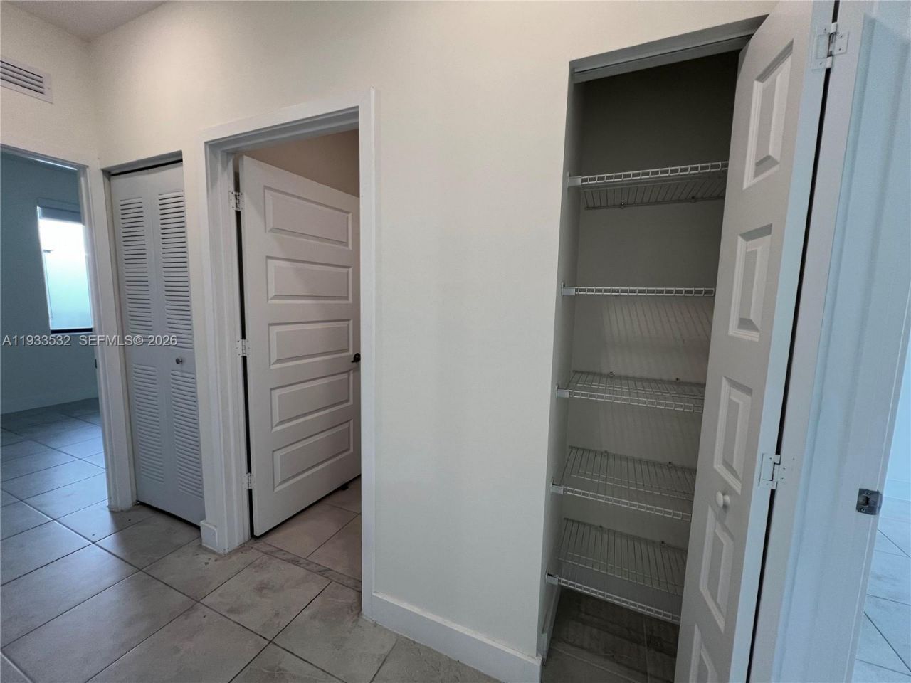 8301 NW 41st St, Unit B-405, Doral, FL 33166 Photo